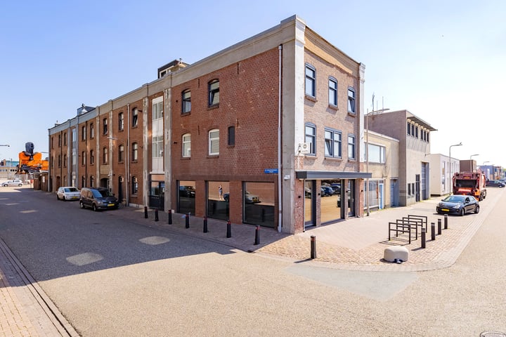 3e Industriedwarsstraat 23 in IJmuiden