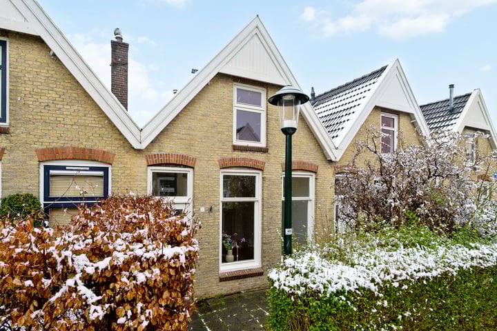 3e Rembrandtdwarsstraat 17 in Leeuwarden foto