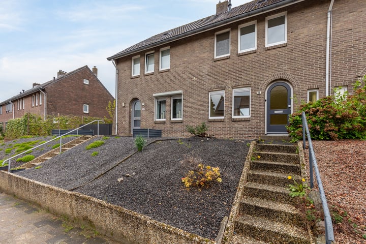 A gen Giezen 19 in Heerlen foto