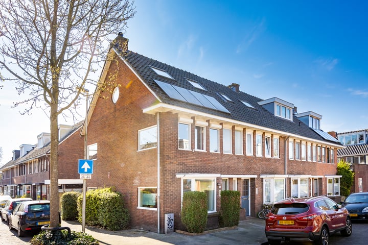 A.H.G. Fokkerstraat 63 in Utrecht foto