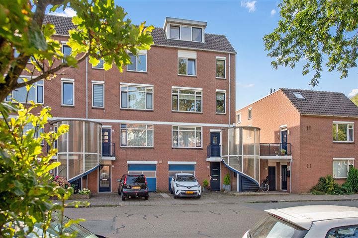 A. Petersweg 5 in 's-Gravenhage foto