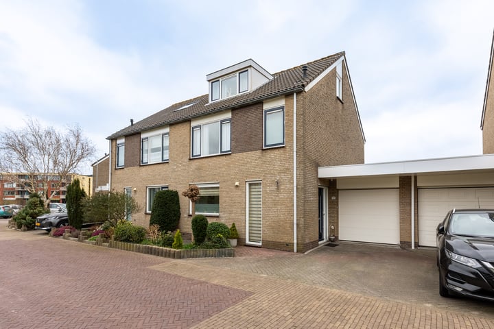 Aalbersestraat 26 in Naaldwijk