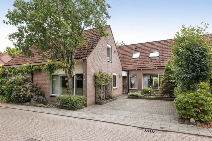 Aaltje Noordewierstraat 38 in Hengelo foto