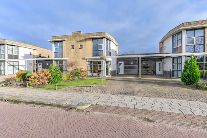 Aardenburg 105 in Hoogeveen foto