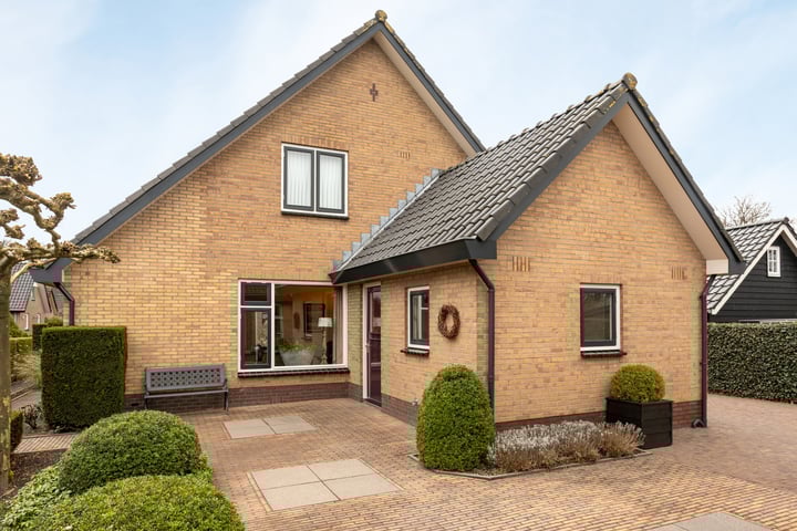 Aardhuisweg 21 in Uddel foto