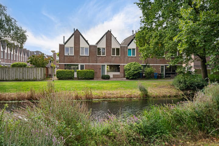 Foto van woning Aardster 247, Alphen aan den Rijn