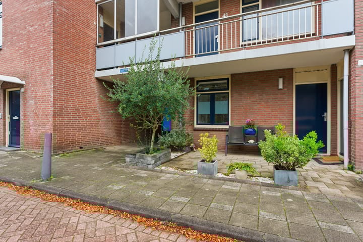 Aarhuispad 39 in Rotterdam foto