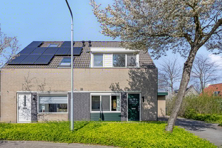 Aarnout Drostdreef 1 in Goirle