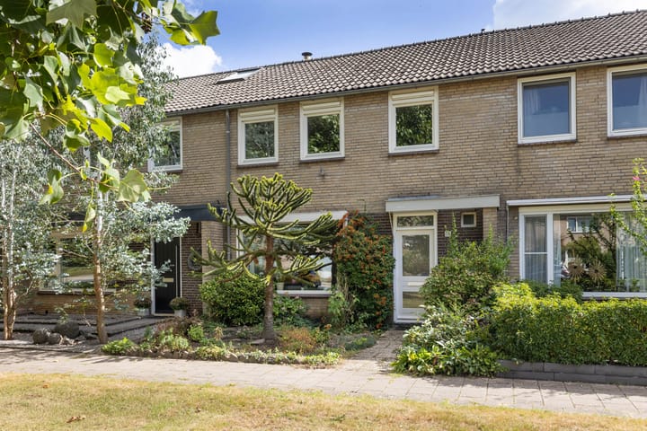 Aart van der Leeuwstraat 14 in Hengelo foto