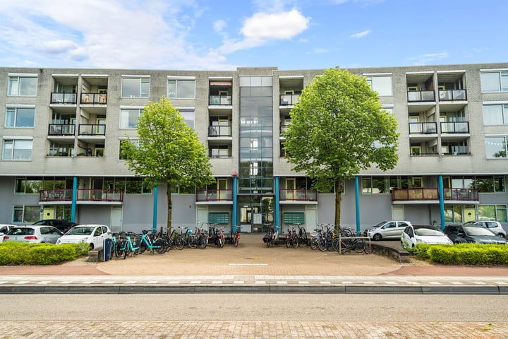 Aartsbisschop Romerostraat 349 in Utrecht foto