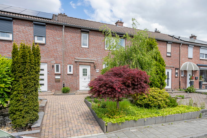 Aartshertogenstraat 11 in Landgraaf foto