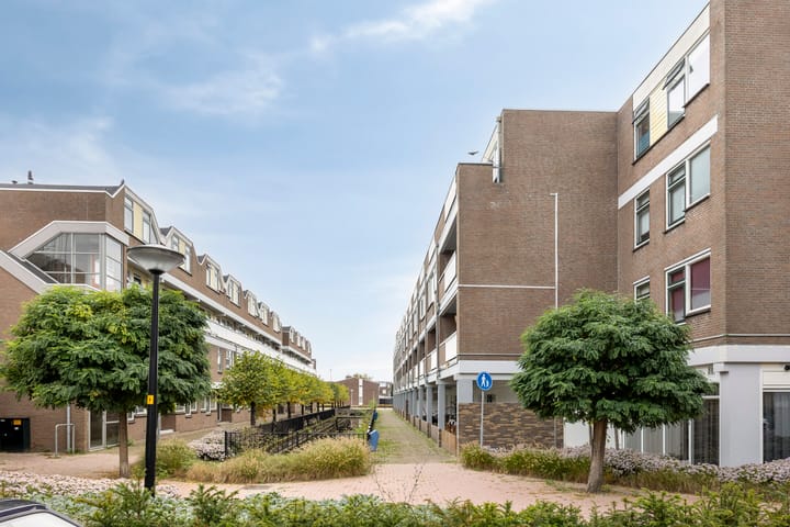 Abcoudehoeve 104 in Vlaardingen foto