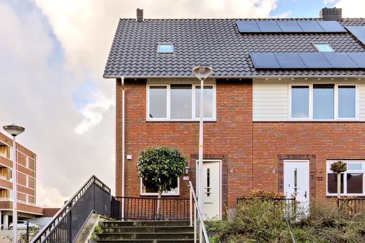 Abe Bonnemastraat 124 in Bergschenhoek foto