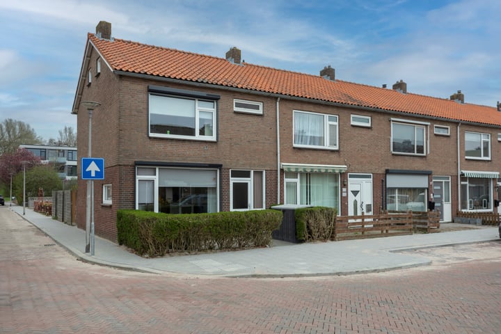 Foto van woning Abelenlaan 135, Rozenburg