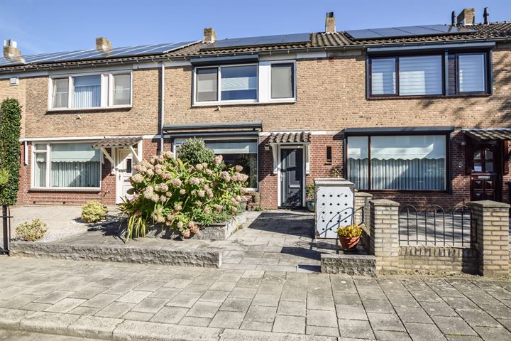 Abraham Hopmanstraat 7 in 's-Hertogenbosch foto