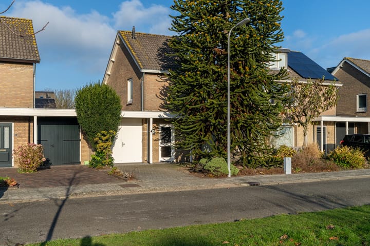 Abraham Kuyperhof 7 in Drunen