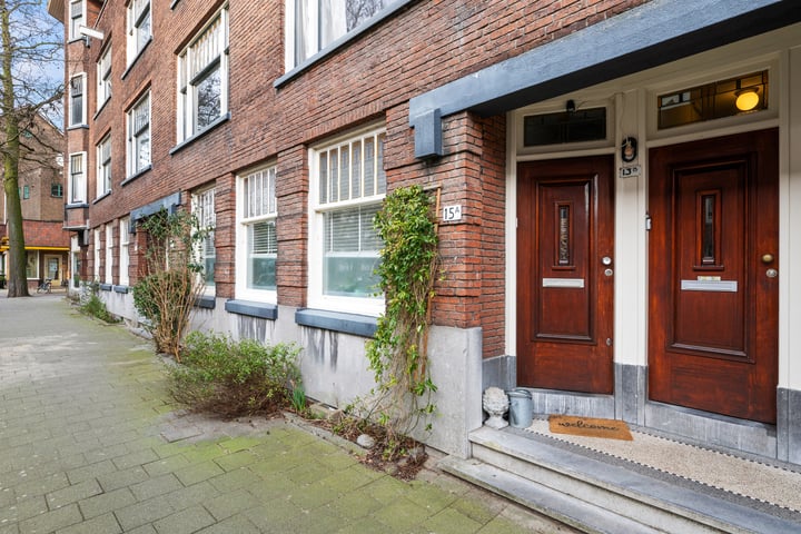 Abraham Kuyperlaan 15A in Rotterdam foto