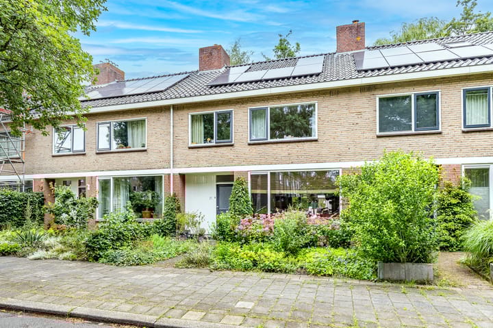 Abraham Kuyperlaan 25 in Groningen
