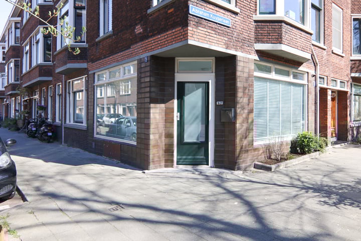 Abraham Kuyperlaan 93B in Rotterdam foto