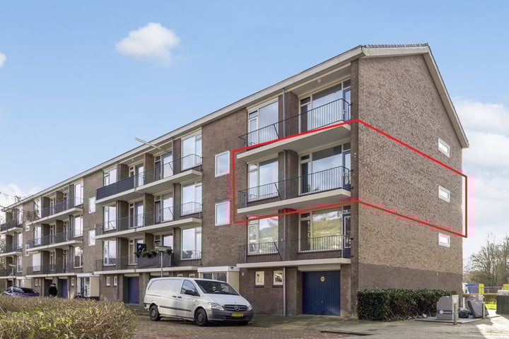 Abraham Kuyperweg 410 in Dordrecht foto