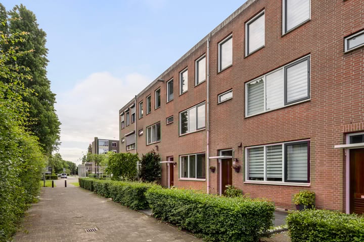 Abraham Maatstraat 12 in Vlaardingen foto