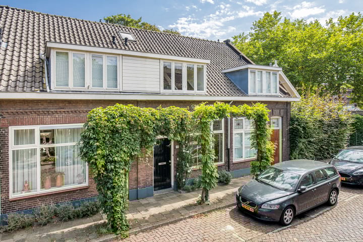 Abstederdijk 17 in Utrecht foto