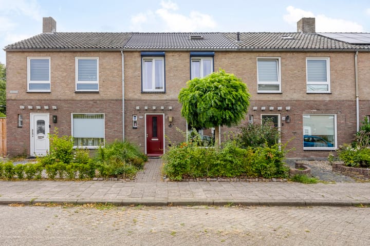 Abtstraat 28 in Veldhoven foto