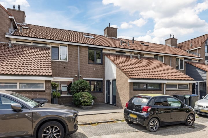 Acacia 8 in Hellevoetsluis foto