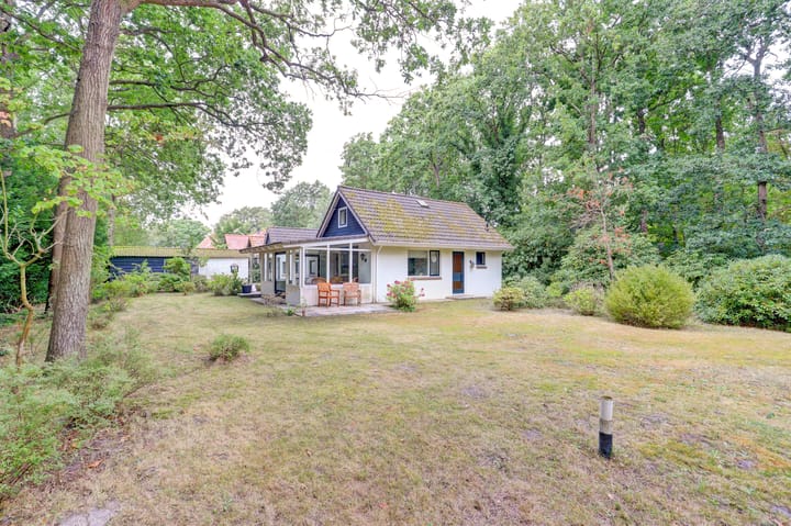 Acacialaan 13 in Burgh-Haamstede