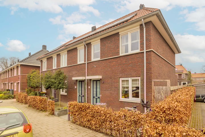 Acacialaan 14 in Veenendaal foto