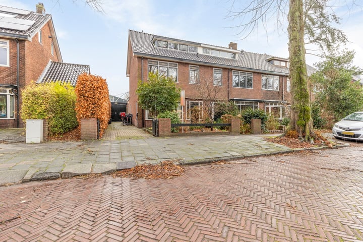 Acacialaan 16 in Leiderdorp foto