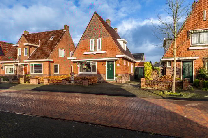 Acacialaan 17 in Winschoten foto