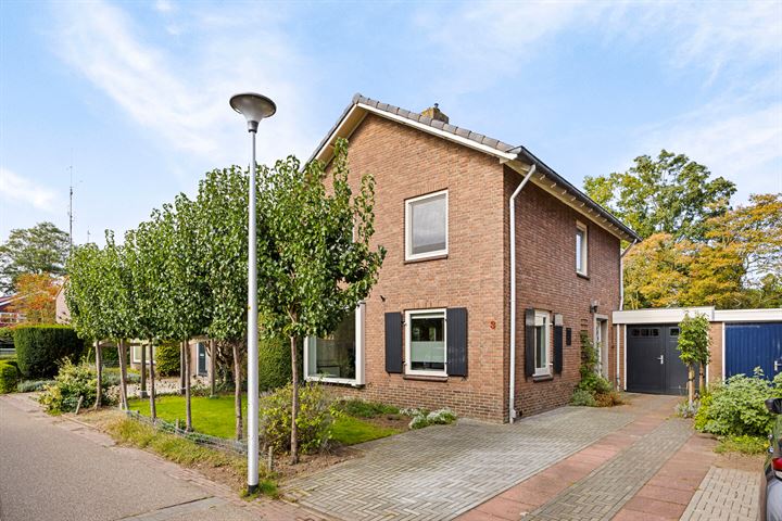 Acacialaan 3 in Zwolle foto