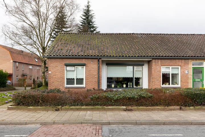 Acacialaan 44 in Winterswijk foto