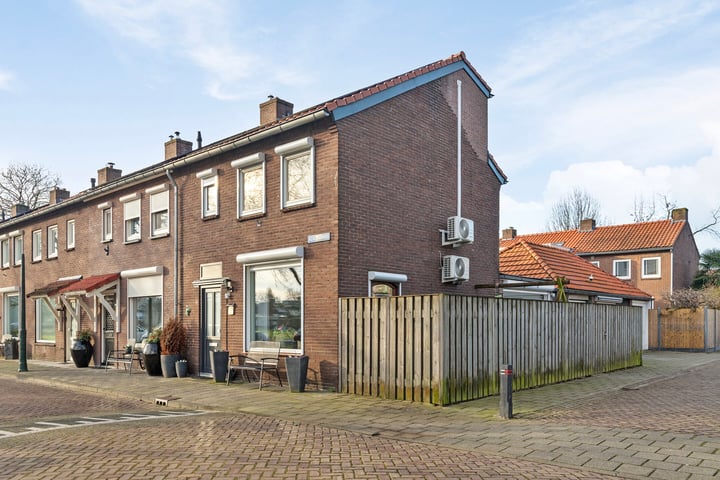 Acaciasingel 75 in 's-Hertogenbosch foto