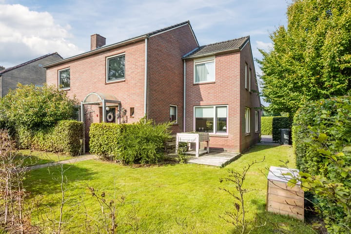 Acaciastraat 6 in Nieuwleusen foto