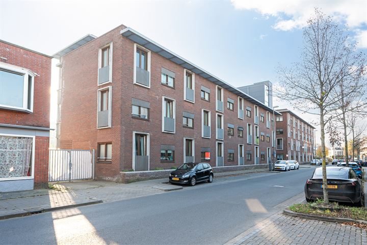 Achter de Hoven 70b in Leeuwarden foto