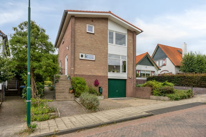 Achterbergsestraatweg 106 in Rhenen foto