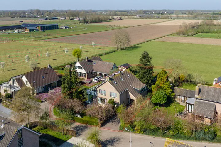 Achtermonde 31 in Rumpt foto