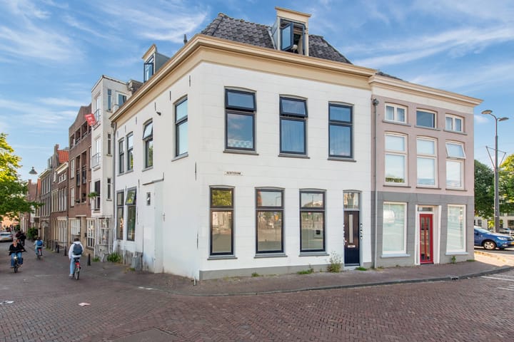 Achterom 1A in Delft