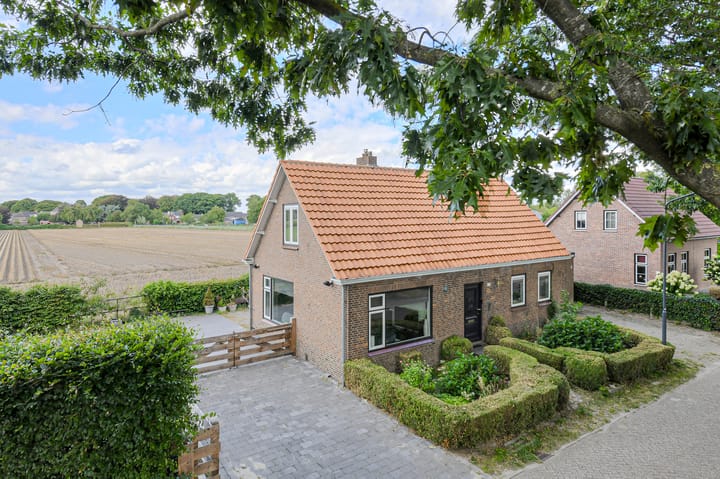 Achterstraat 15 in Den Hout