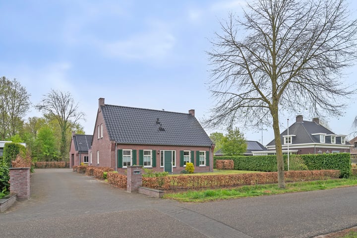 Achterweg 1 in Berlicum foto