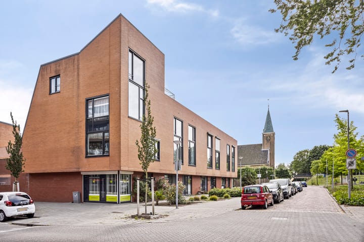 Achterweg 2A in Hoogvliet Rotterdam