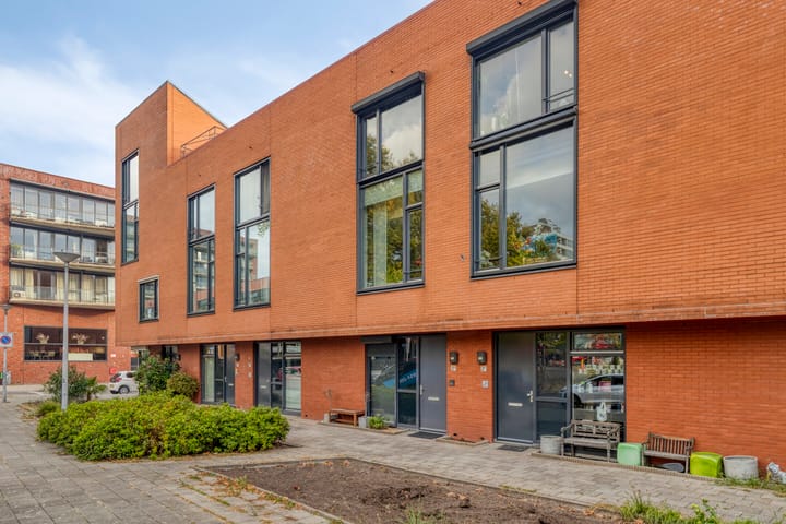 Achterweg 2D in Hoogvliet Rotterdam