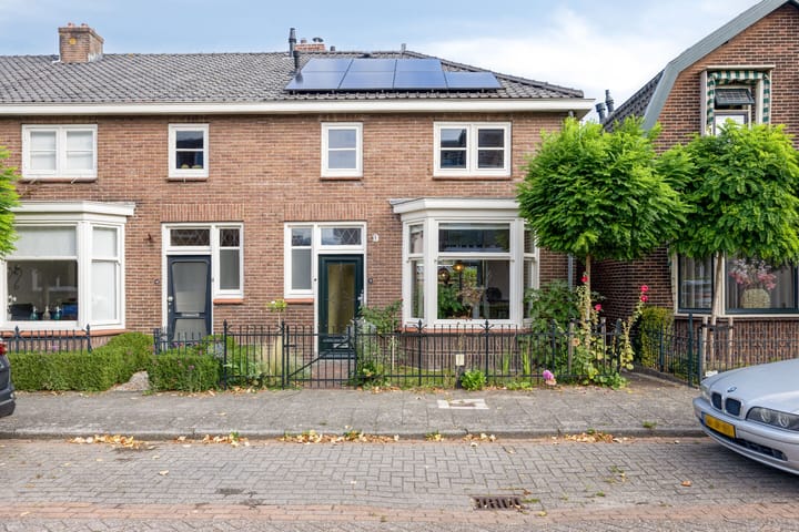 Adam Pijnackerstraat 8 in Pijnacker foto