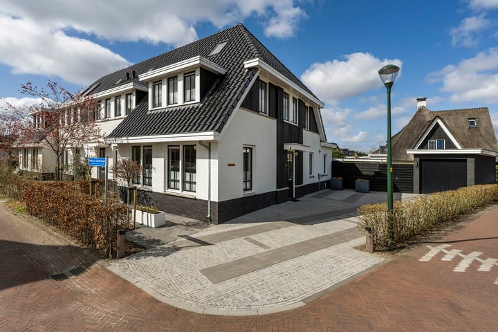 Foto van woning Adama van Scheltemalaan 17, Blaricum