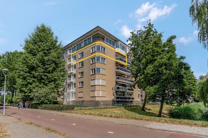 Adamsdreef 217 in Ede foto