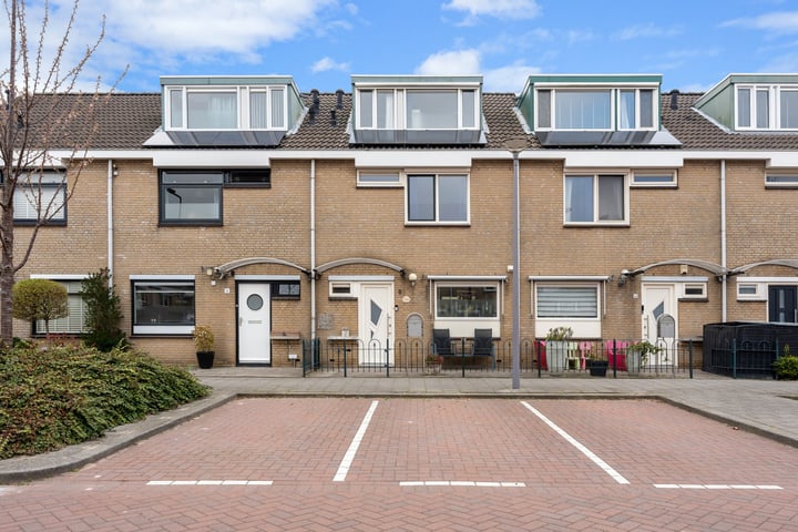 Adenstraat 8 in Rotterdam foto