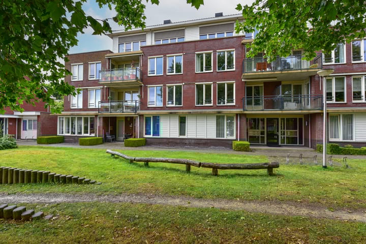 Admiraal de Ruyterlaan 14D in Uithoorn foto