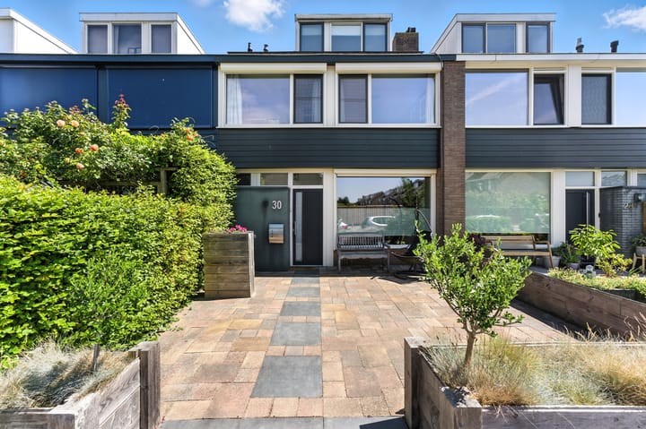 Foto van woning Admiraal de Ruyterlaan 30, Hendrik-Ido-Ambacht